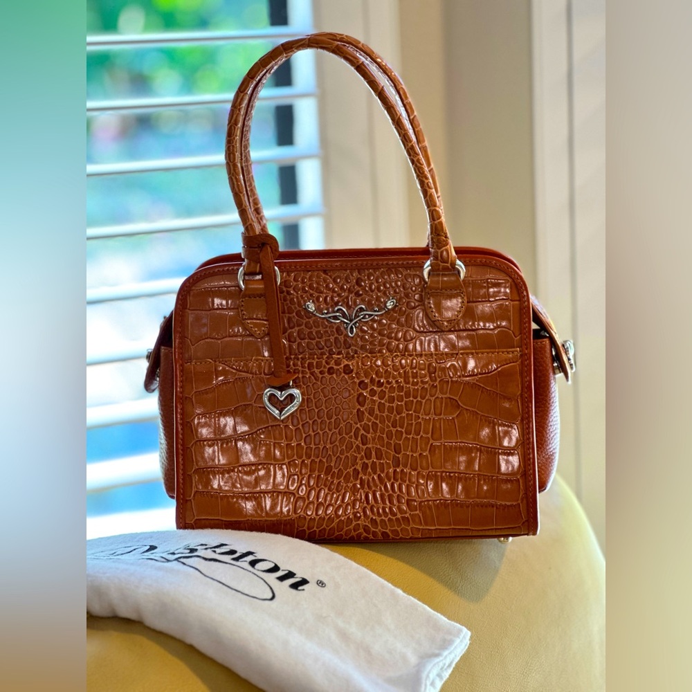 Brighton Leather Handbag, NWOT, Gorgeous Older Design, Smoke Free Home, Dust Bag